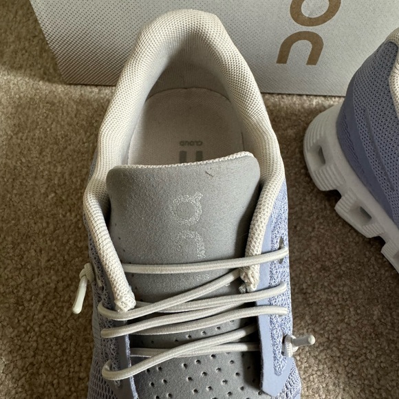 On Cloud 5 - Picture 9 of 11